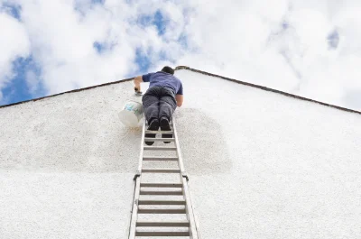 Peinture extérieure à Écalles-Alix — façades et ravalement